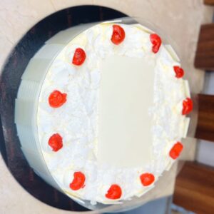 1kg White Forest Cake